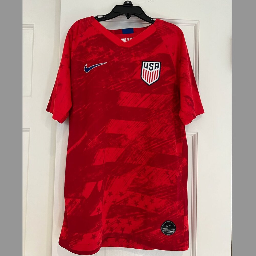 Nike USA Youth Large Soccer Jersey 2019